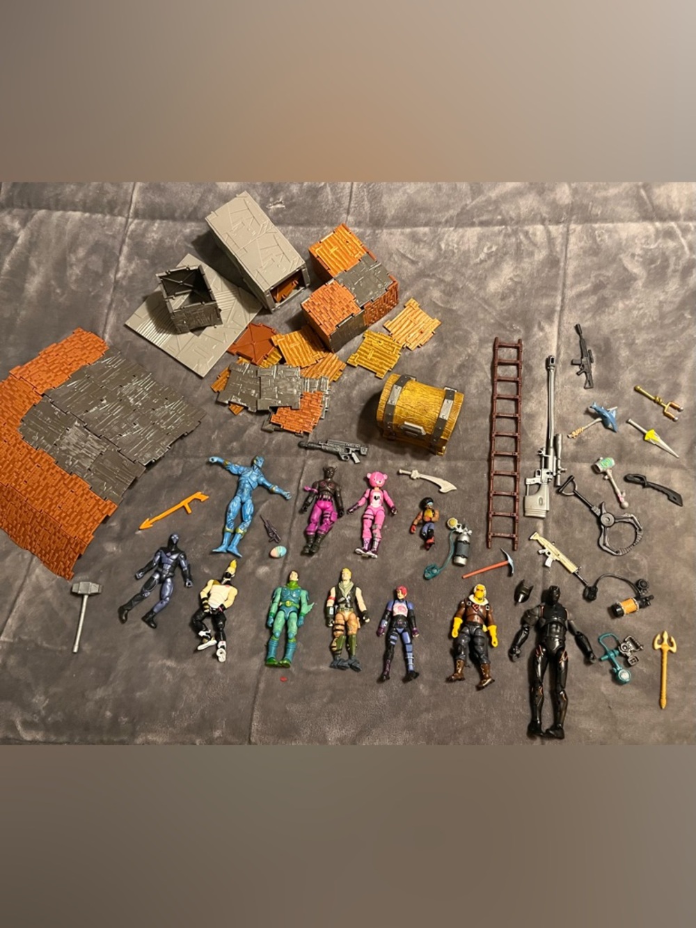 Fortnite bundle- includes everything seen in pics!!!